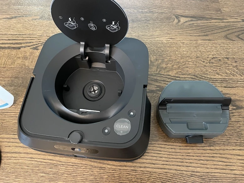 Open lid and water container